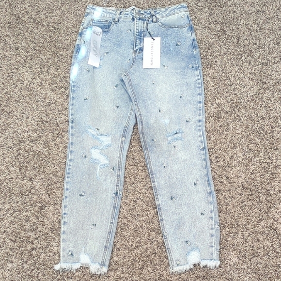 Tinseltown Denim - Tinseltown distressed floral embroidered hi-rise the mom jeans